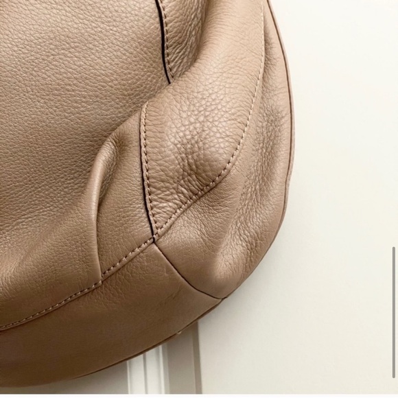 MICHAEL KORS genuine leather tassel shoulder bag boho style - Picture 7 of 14